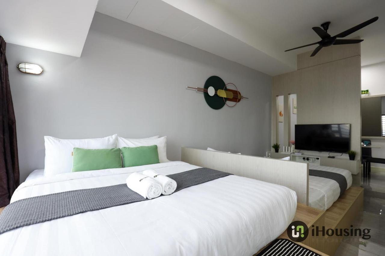 Imperio Residence Melaka By I Housing Extérieur photo